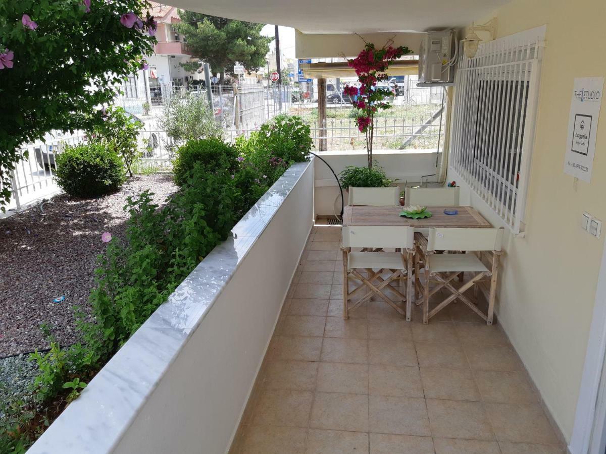 Evaggelia Design Suite Néa Péramos Exterior foto